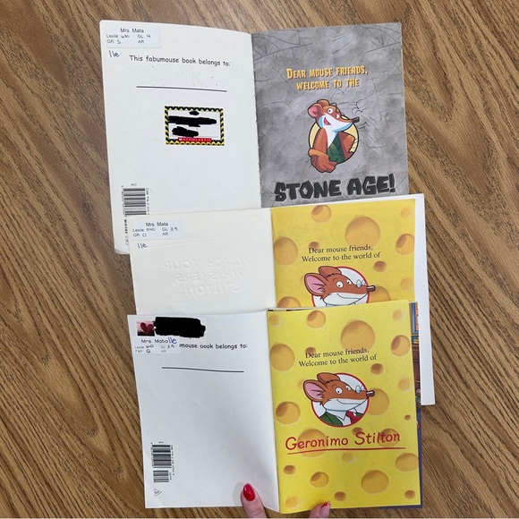 Scholastic Geronimo and TheaStilton Chapter Books - Picture 9 of 13